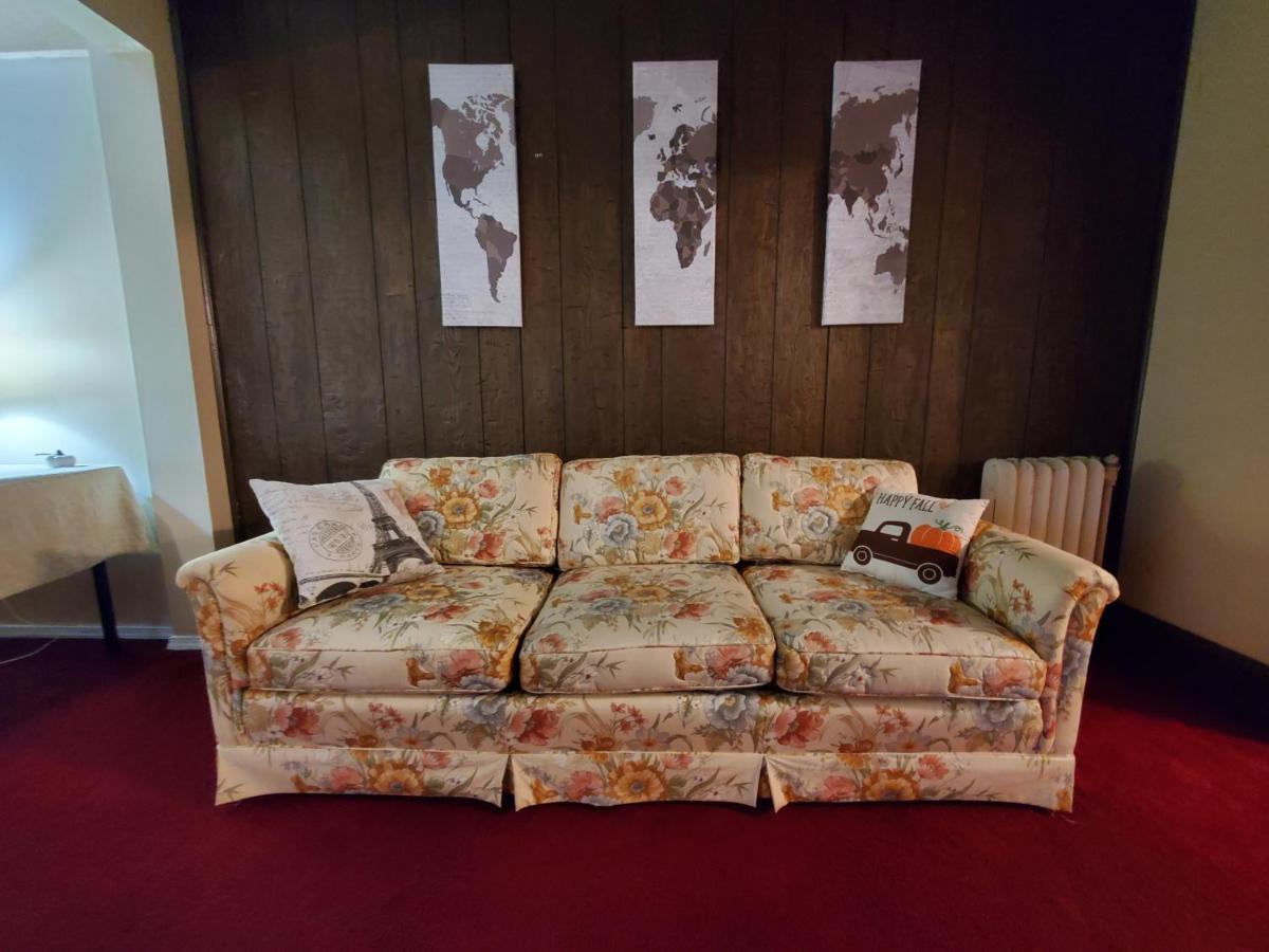 6 Minutes From The Falls! Spacious 2Nd Floor Apartment Sleeps 5 Niagara Falls Eksteriør bilde