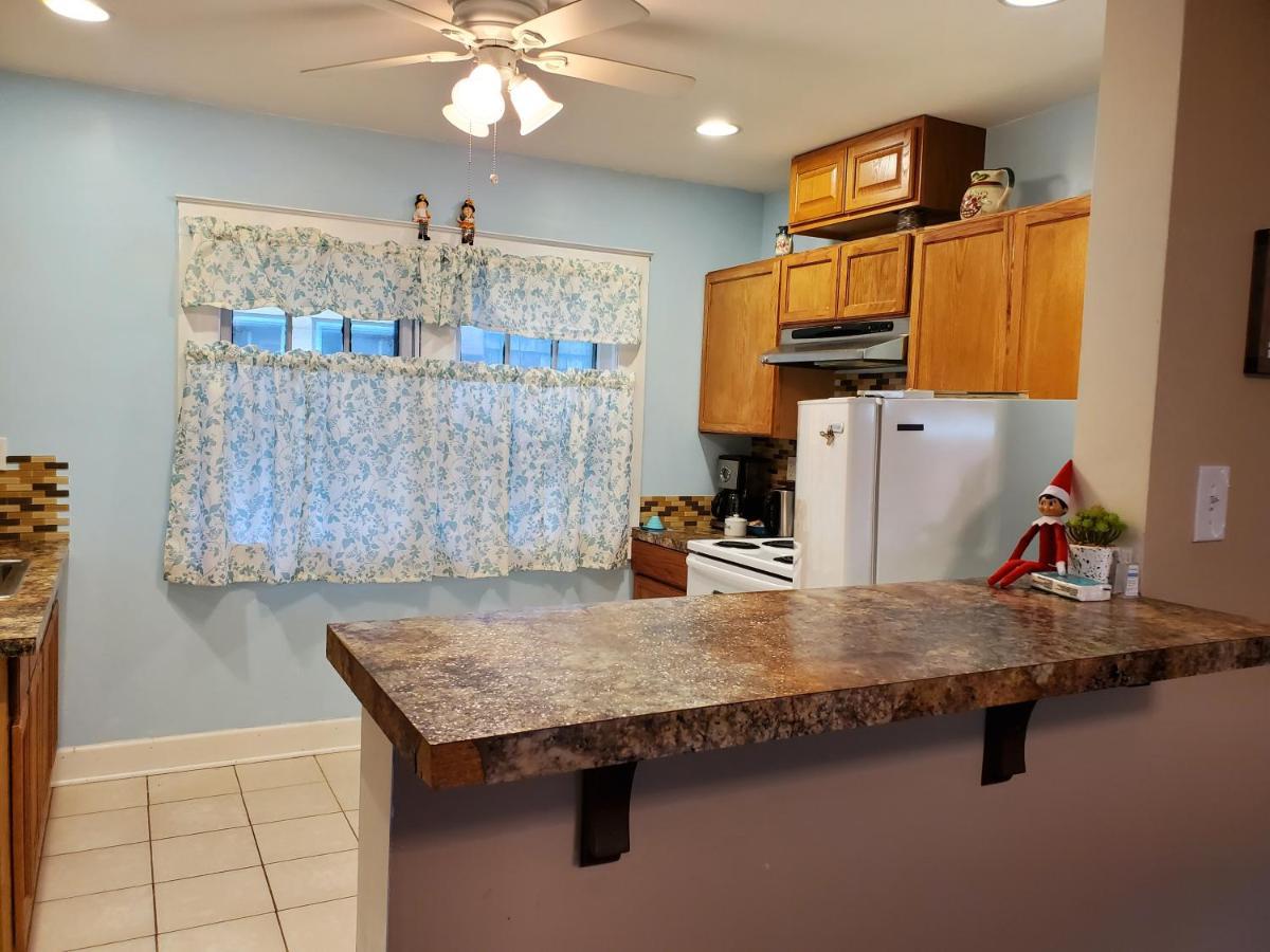 6 Minutes From The Falls! Spacious 2Nd Floor Apartment Sleeps 5 Niagara Falls Eksteriør bilde