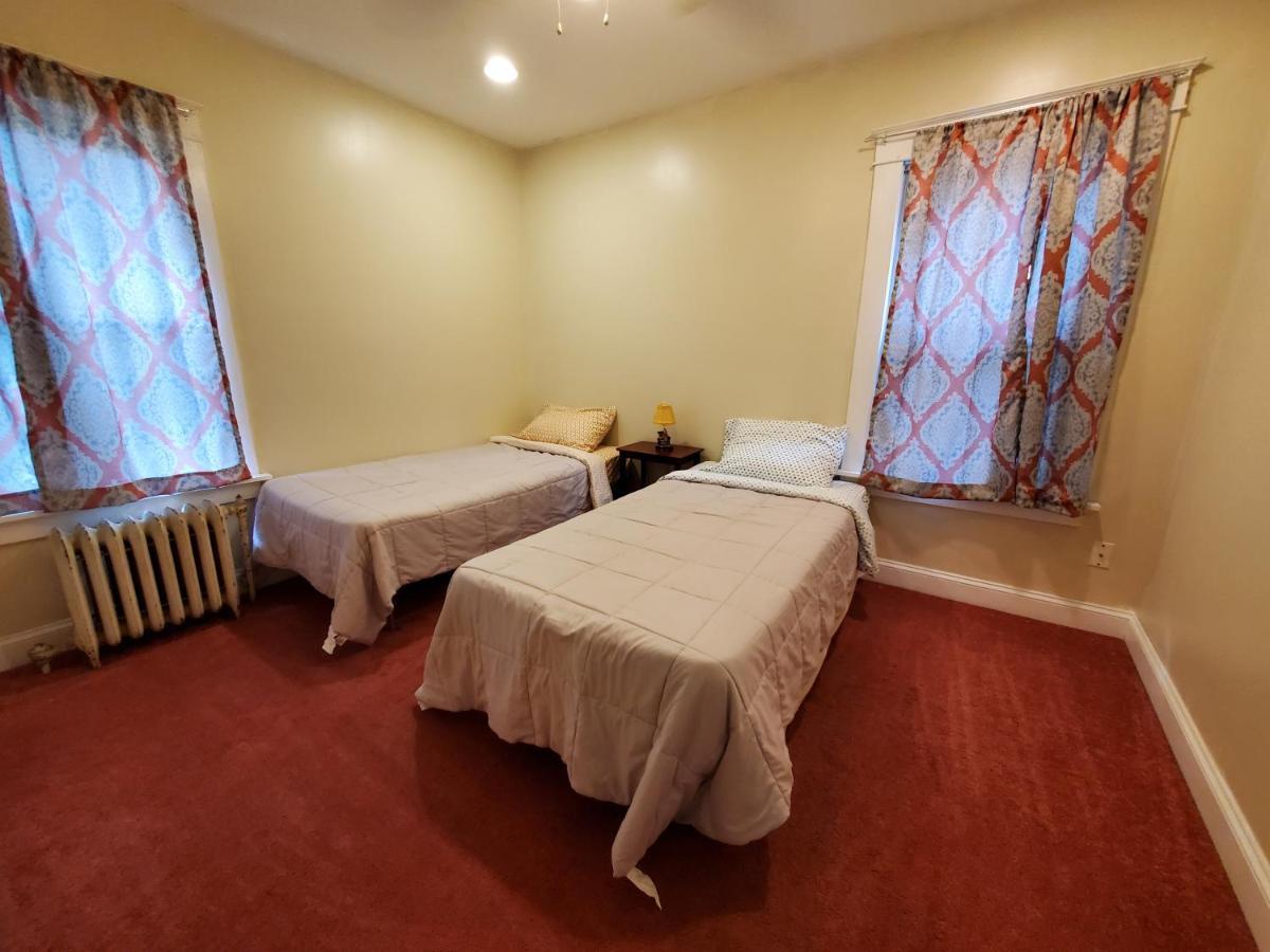6 Minutes From The Falls! Spacious 2Nd Floor Apartment Sleeps 5 Niagara Falls Eksteriør bilde